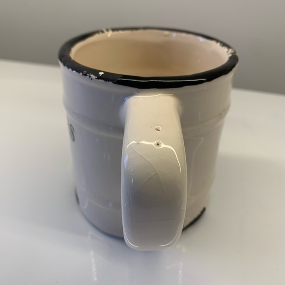 Ceramic watering can decoration - Picture 5 of 6